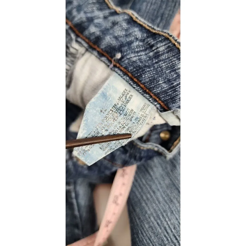 Nine West Size 12 Straight Leg Distressed Jeans - Picture 5 of 10